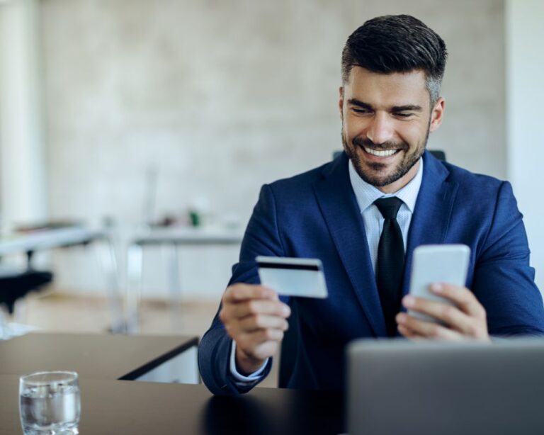O que é score de crédito e como aumentá-lo: guia completo para melhorar sua vida financeira